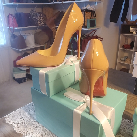 Christian Louboutin Shoes - CHRISTIAN LOUBOUTIN Nude So Kate 120 size 38.5